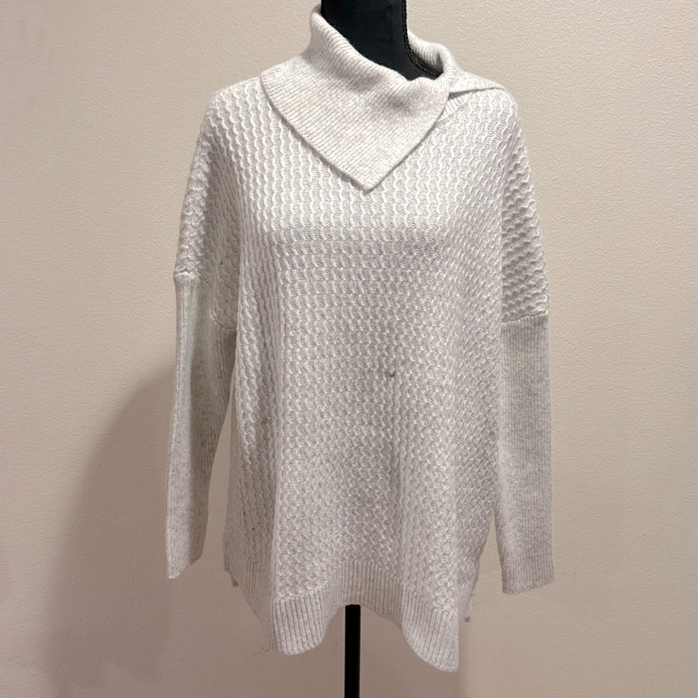 NWT!! Madison Grey split-neck sweater